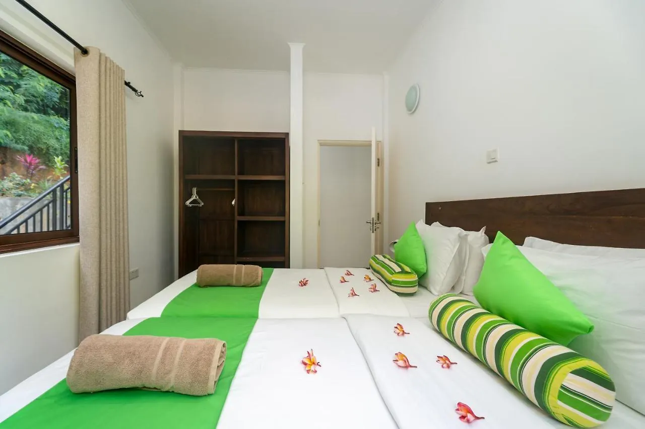 Baie Lazare  Kanasuk Self Catering Apartments סיישל
