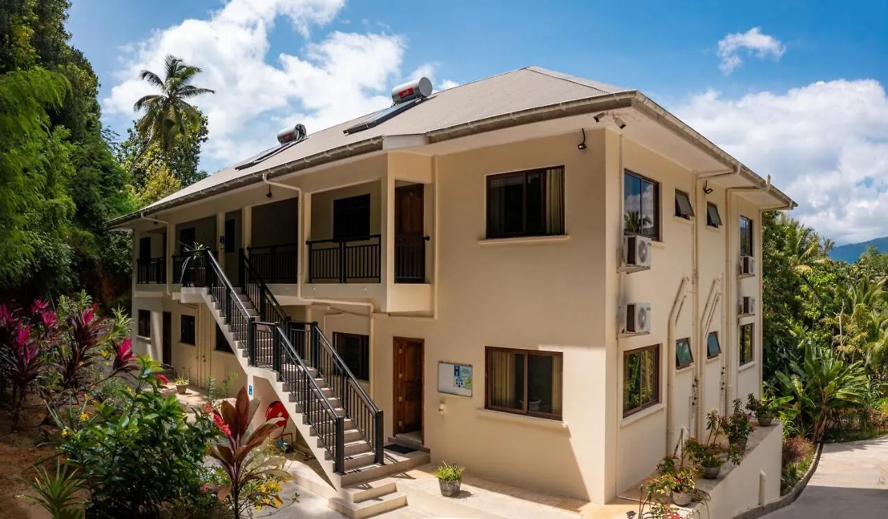 Baie Lazare  Kanasuk Self Catering Apartments