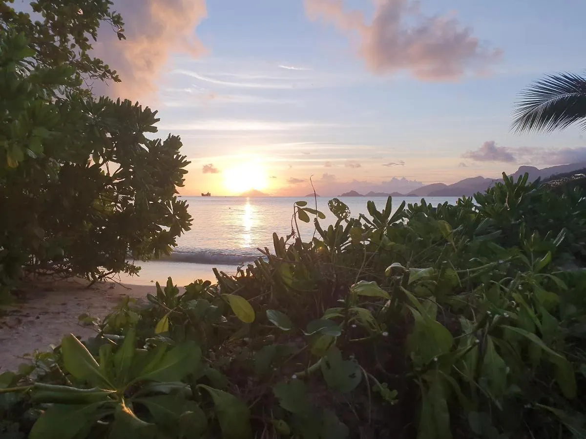 Baie Lazare  Kanasuk Self Catering Apartments 0*, Baie Lazare (Mahe)